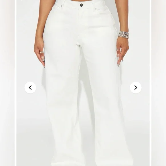 NEW Fashion Nova High Waist Wide Leg Jeans Medium Stretch White Size 9 or 29 - Picture 2 of 11